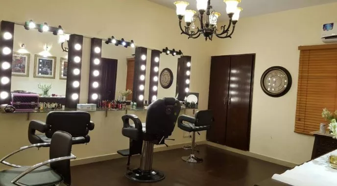 Cost-effective Beauty Salon Layout