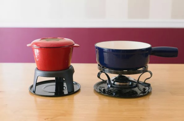 The Space-Themed Fondue Pot An Astronomical Affair